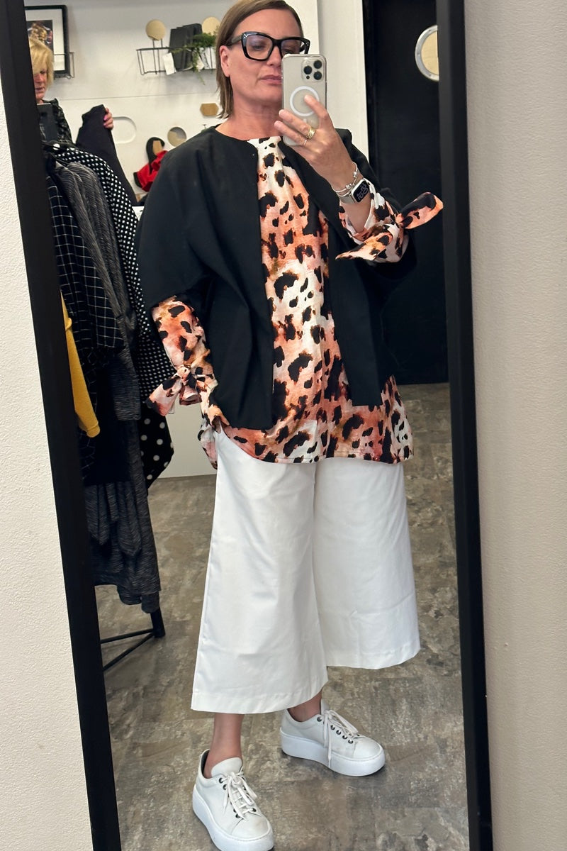 Patty Shirt With Bows - Rust Animal Print