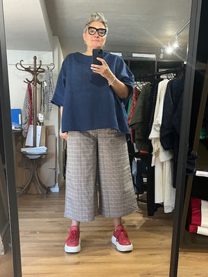 Sweeper - Longer Length Prince of Wales Check