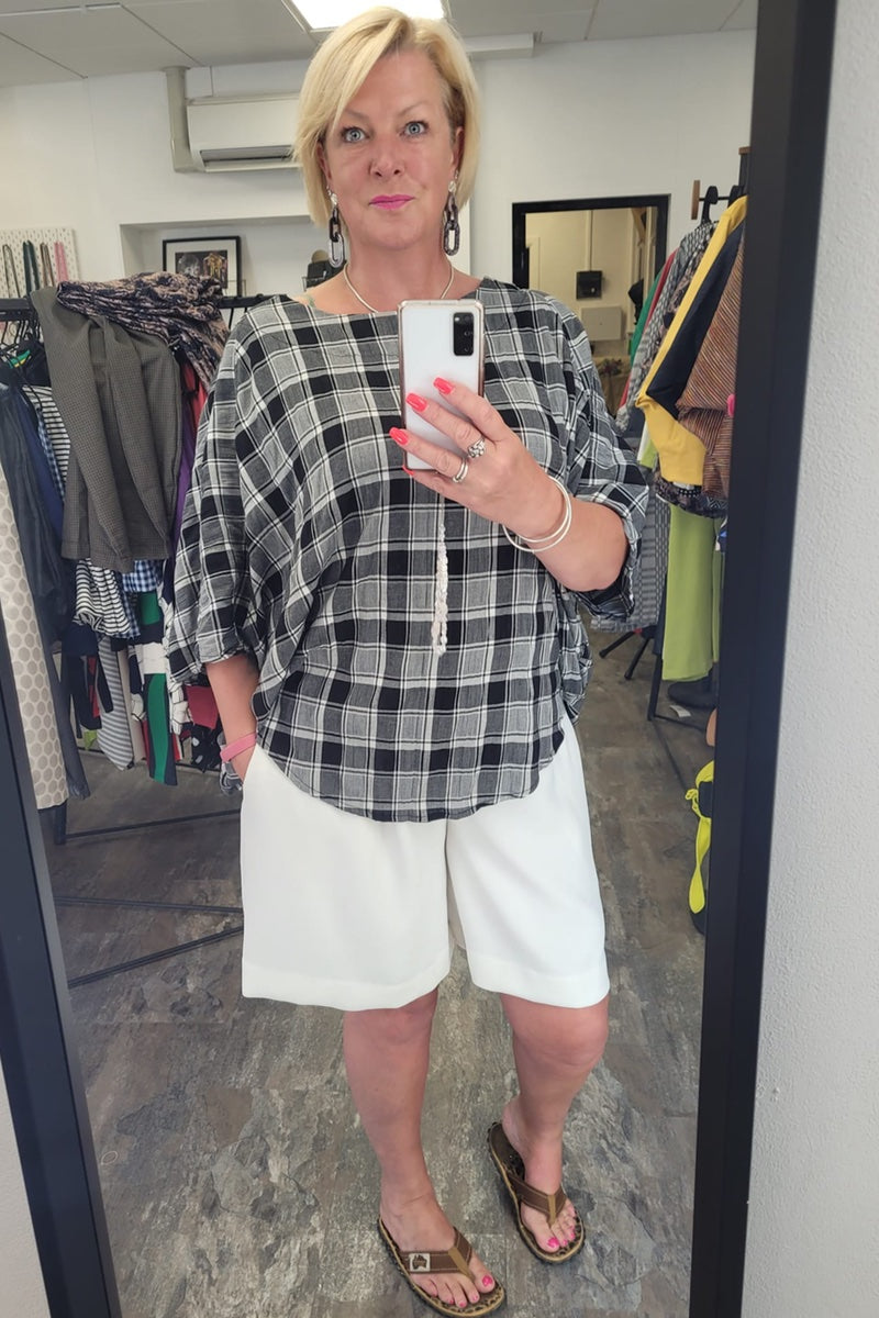 Midi Shorts - Cream Crepe