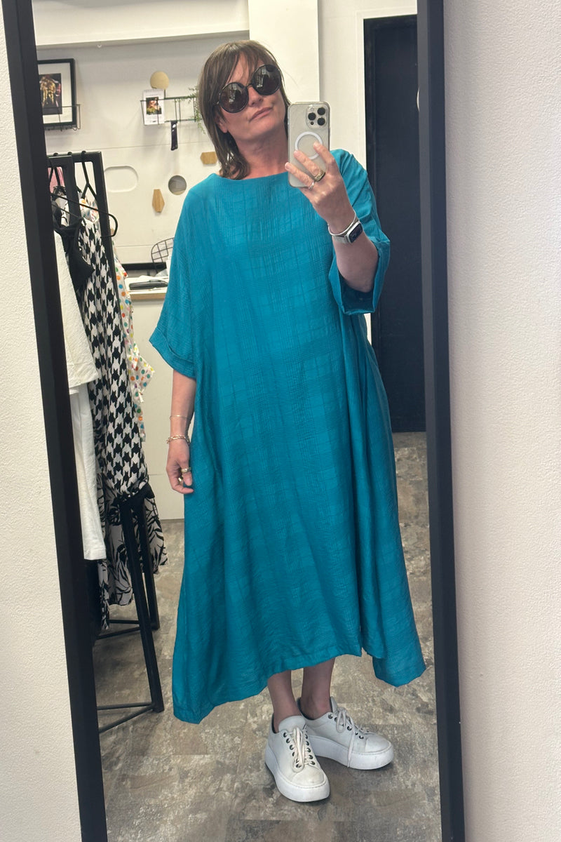 Zana Longer Length  - Peacock Textured Grid