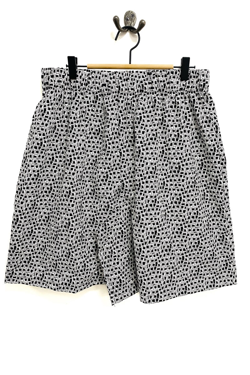 Midi Shorts - Grey Cube Retro Fabric