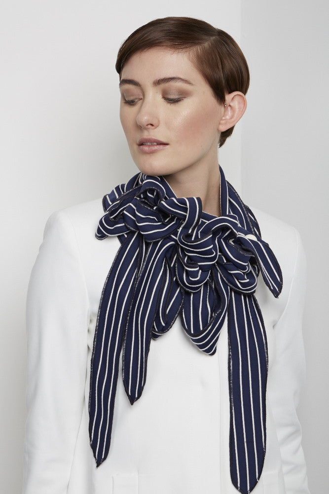 Summer collar in striped fabric 