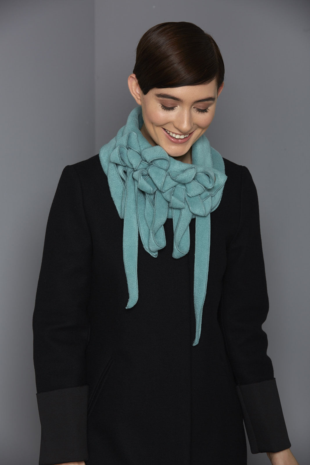 winter button and go scarf pale green