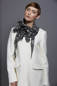 Lacey-Luxury Lace collar