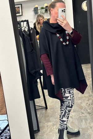 Darlo - Reversible Black/Wine Loose Fit Jumper