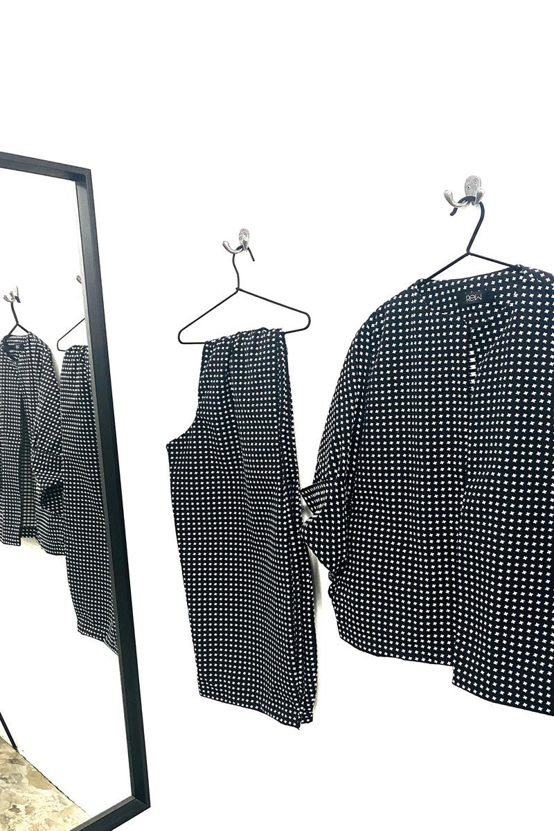 Kimono - Black + White  - Textured Woven Cross