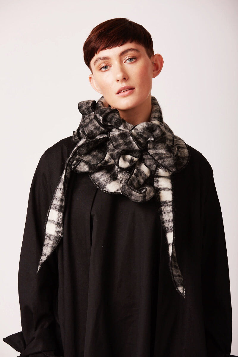 checked over sized wool scarf unusual stylish