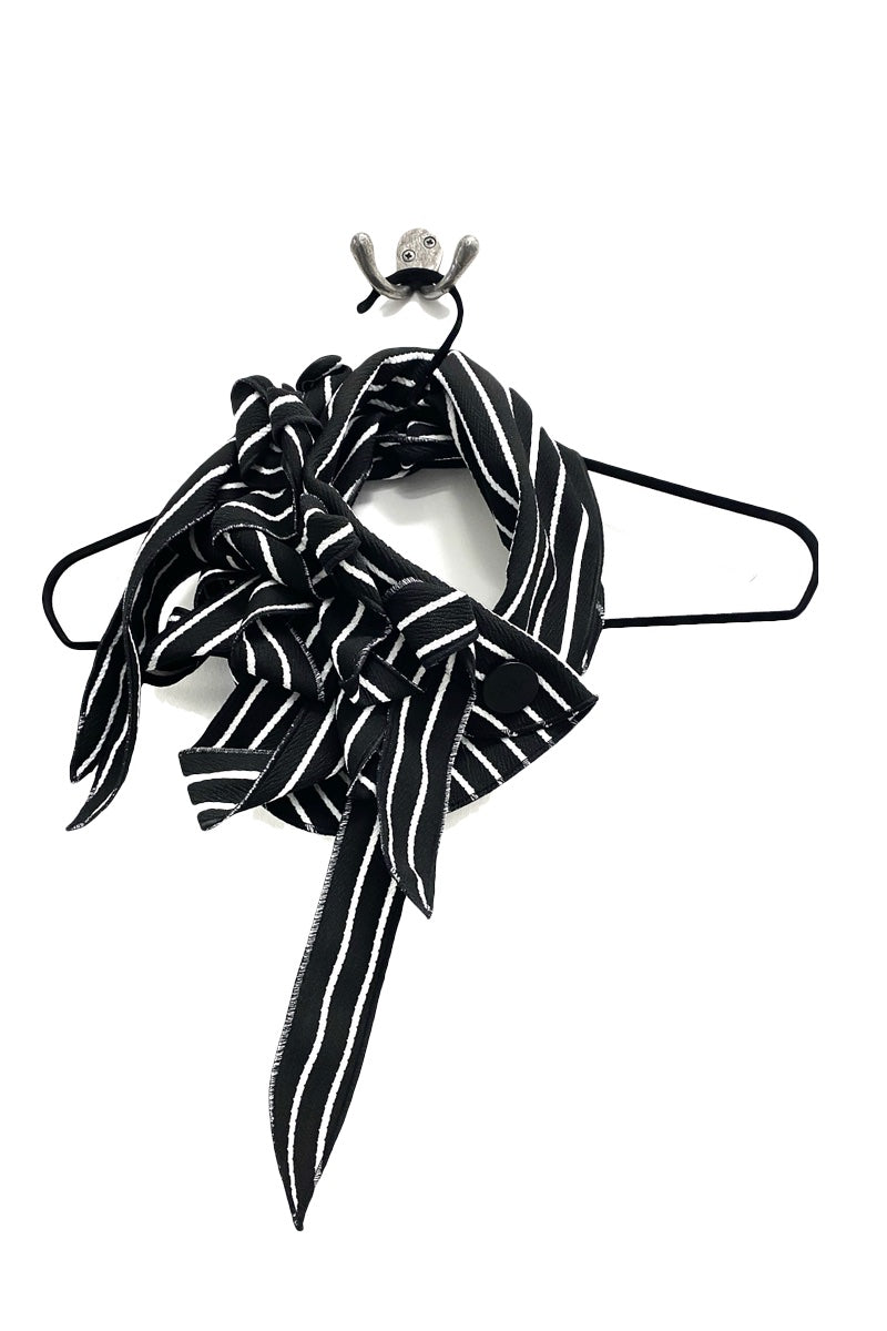 rew clothing button and go scarf