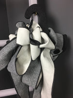 Pops- Black & Cream  scarf collar