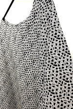 T - Top Grey Cubes Retro Loose Fitting Top