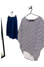 T - Top Red Cubes Retro Loose Fitting Top