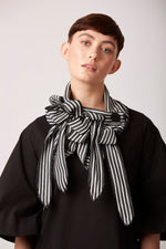Button and go scarves for women