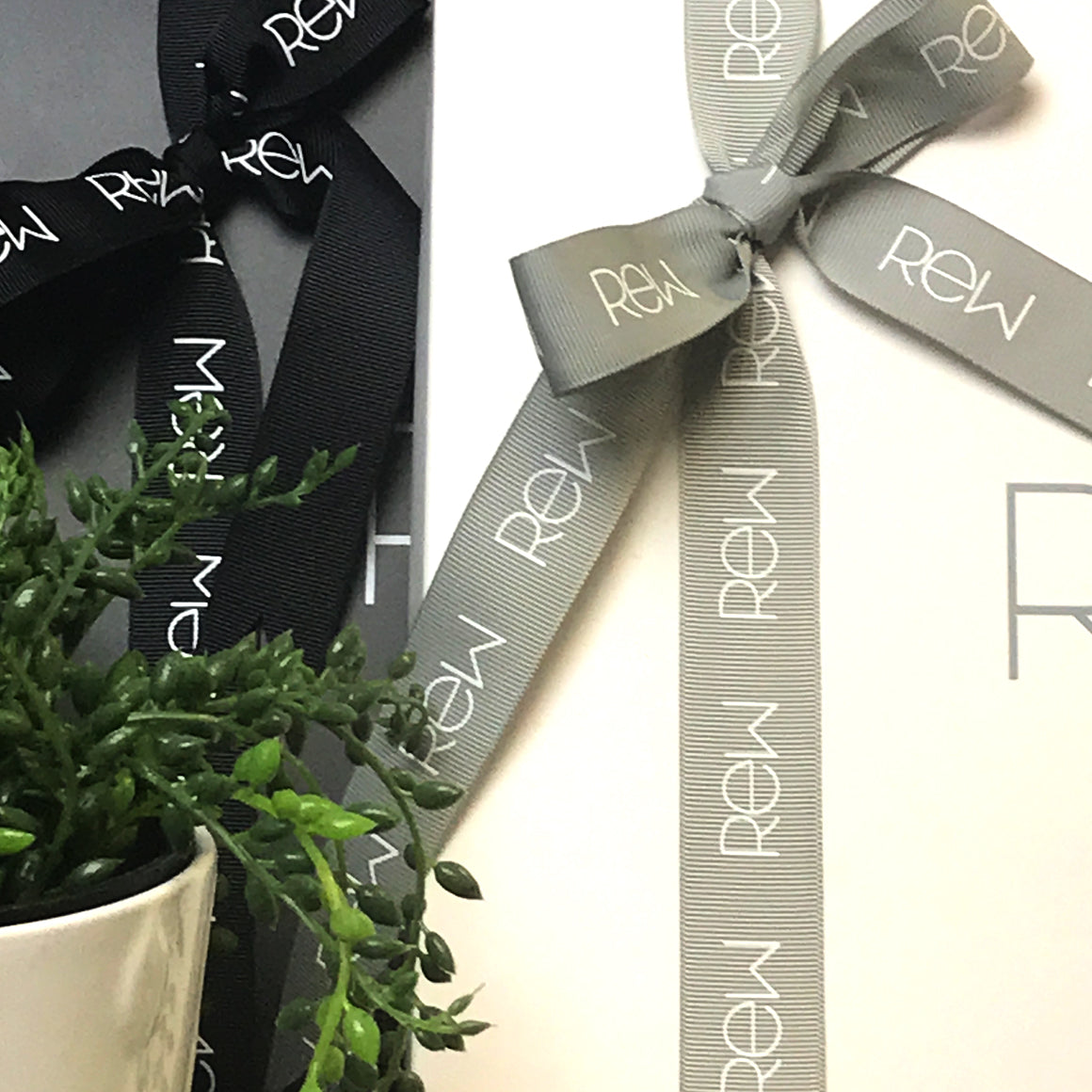 Paid Gift Wrapping